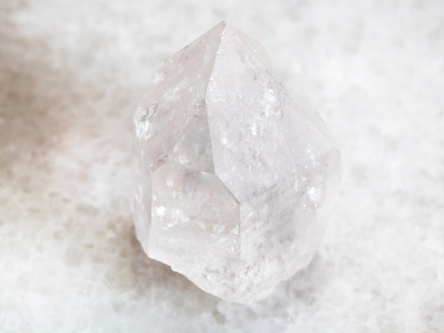 Rock Crystal of Quartz Gemstone